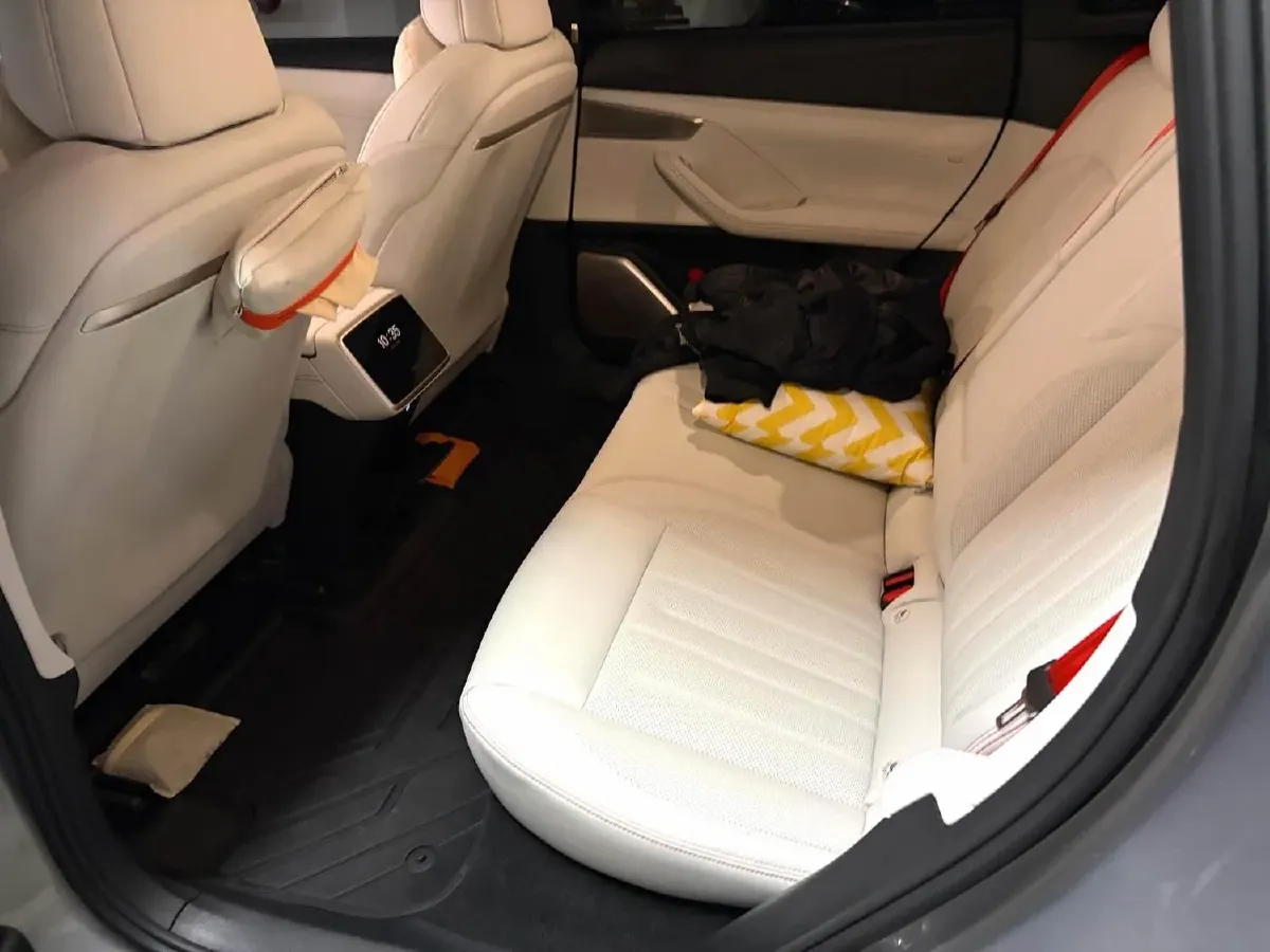 2024 ONVO L60 BEV 60KWH,autocango,china used car exporter,china ev exporter,chinese used car exporter,chinese used ev exporter