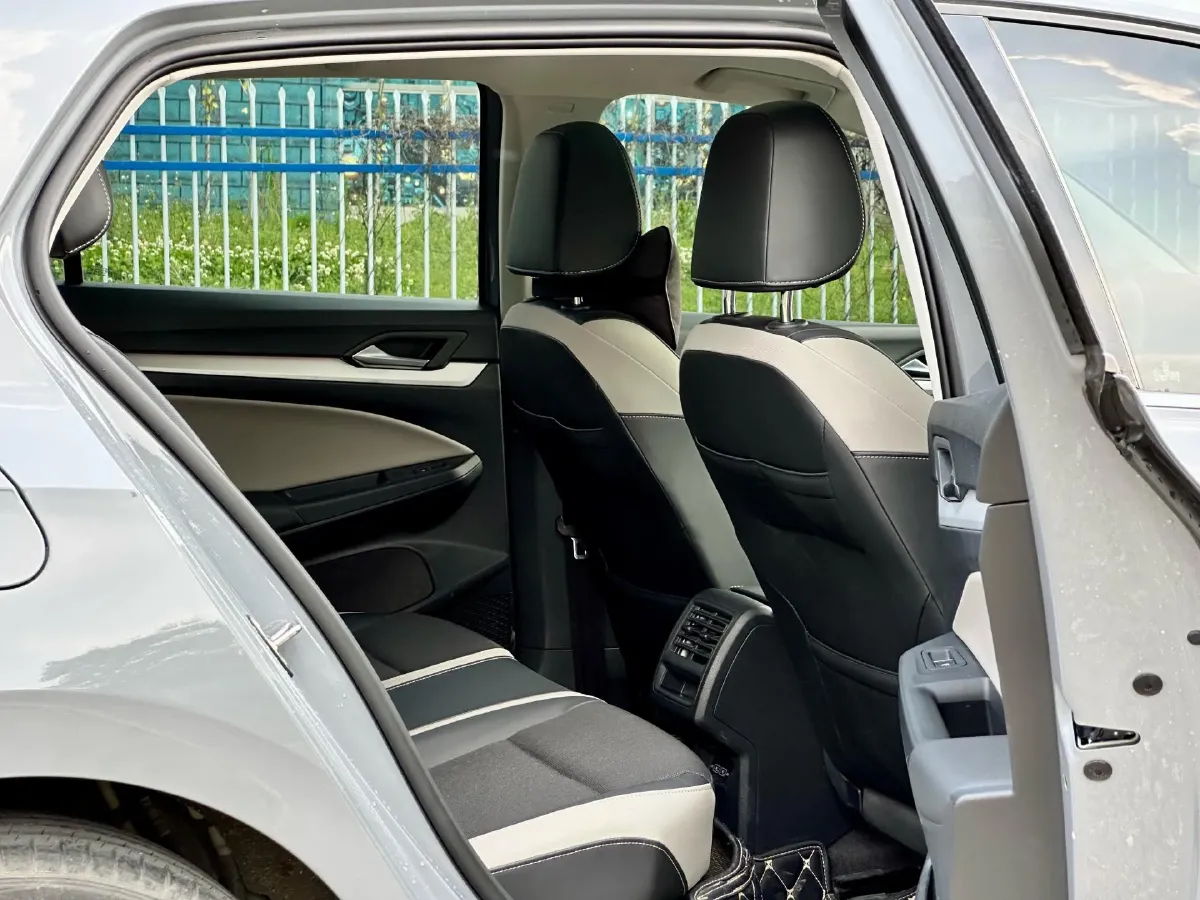 2021 Volkswagen Golf 1.4T 150HP L4 7DCT,autocango,china used car exporter,china ev exporter,chinese used car exporter,chinese used ev exporter