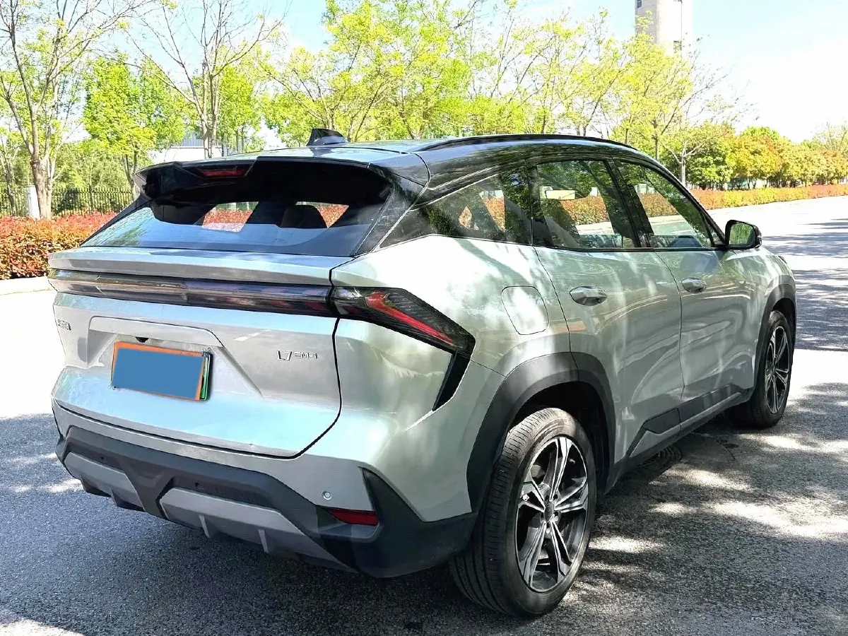 2025 Geely Galaxy L7 1.5L 112HP L4 1DHT PHEV 18.4KWH,autocango,china used car exporter,china ev exporter,chinese used car exporter,chinese used ev exporter