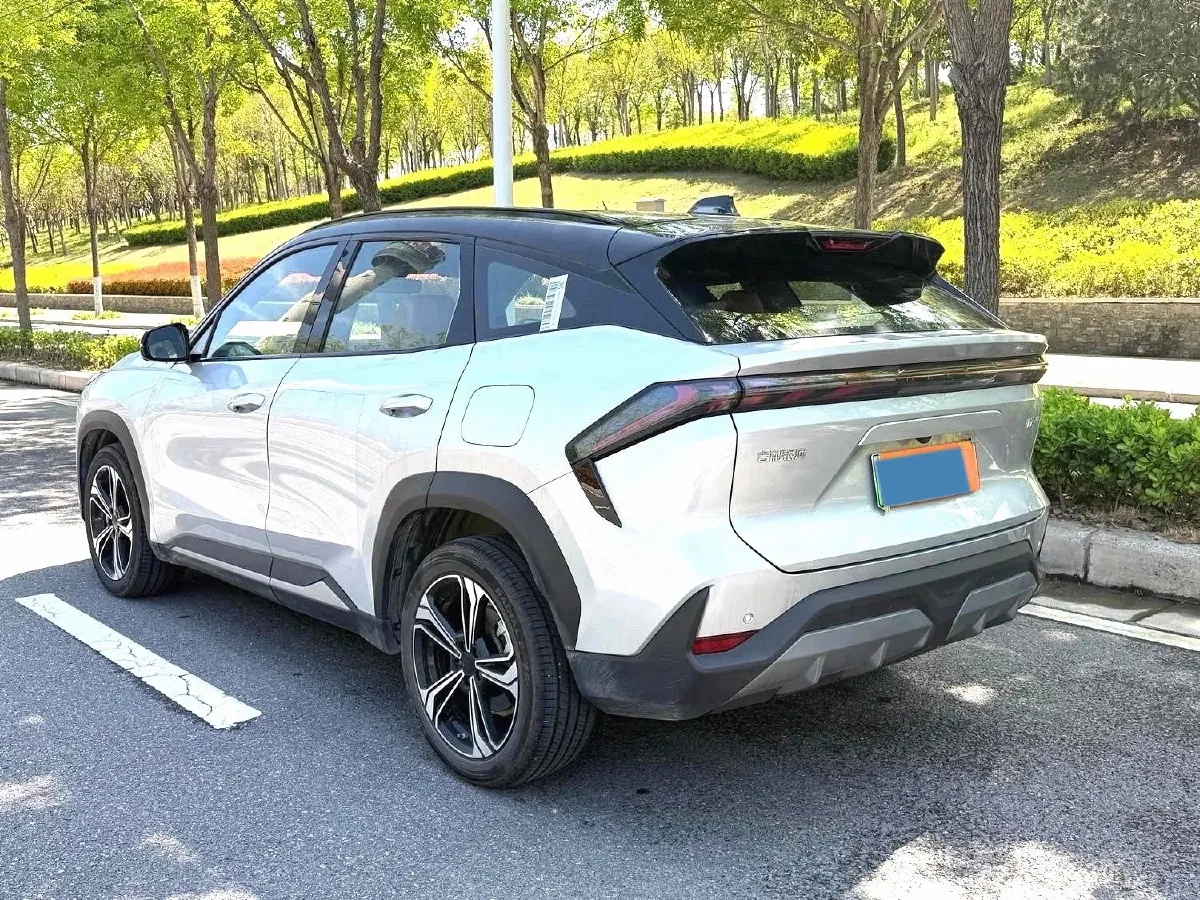 2025 Geely Galaxy L7 1.5L 112HP L4 1DHT PHEV 18.4KWH,autocango,china used car exporter,china ev exporter,chinese used car exporter,chinese used ev exporter