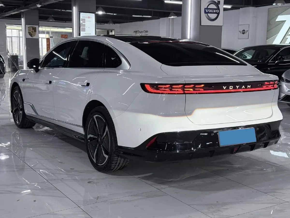 2023 Voyah ZhuiGuang BEV 82.11KWH,autocango,china used car exporter,china ev exporter,chinese used car exporter,chinese used ev exporter