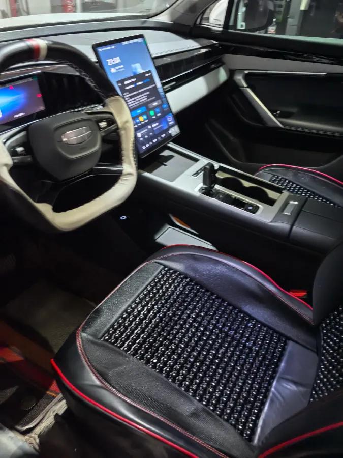 2024 Geely StarRay 1.5T 181HP L4 7DCT,autocango,china used car exporter,china ev exporter,chinese used car exporter,chinese used ev exporter