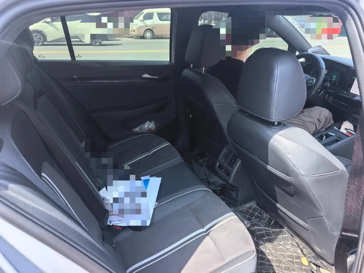 2023 Volkswagen Golf 1.4T 150HP L4 7DCT,autocango,china used car exporter,china ev exporter,chinese used car exporter,chinese used ev exporter