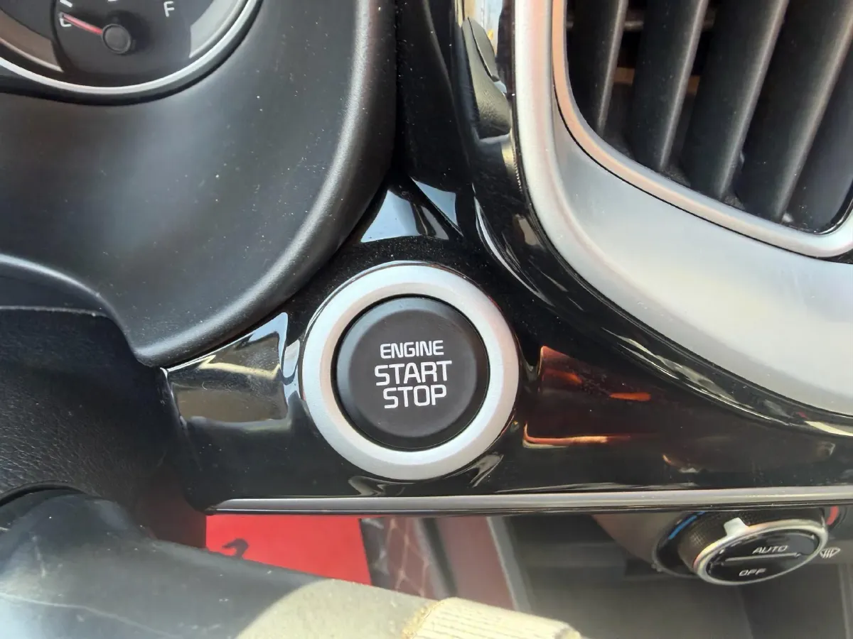 2021 Kia KX1 1.4L 100HP L4 CVT,autocango,china used car exporter,china ev exporter,chinese used car exporter,chinese used ev exporter