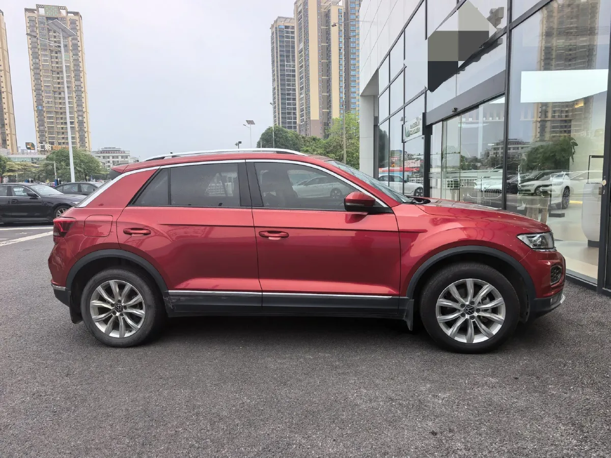 2021 Volkswagen T-Roc 1.4T 150HP L4 7DCT,autocango,china used car exporter,china ev exporter,chinese used car exporter,chinese used ev exporter