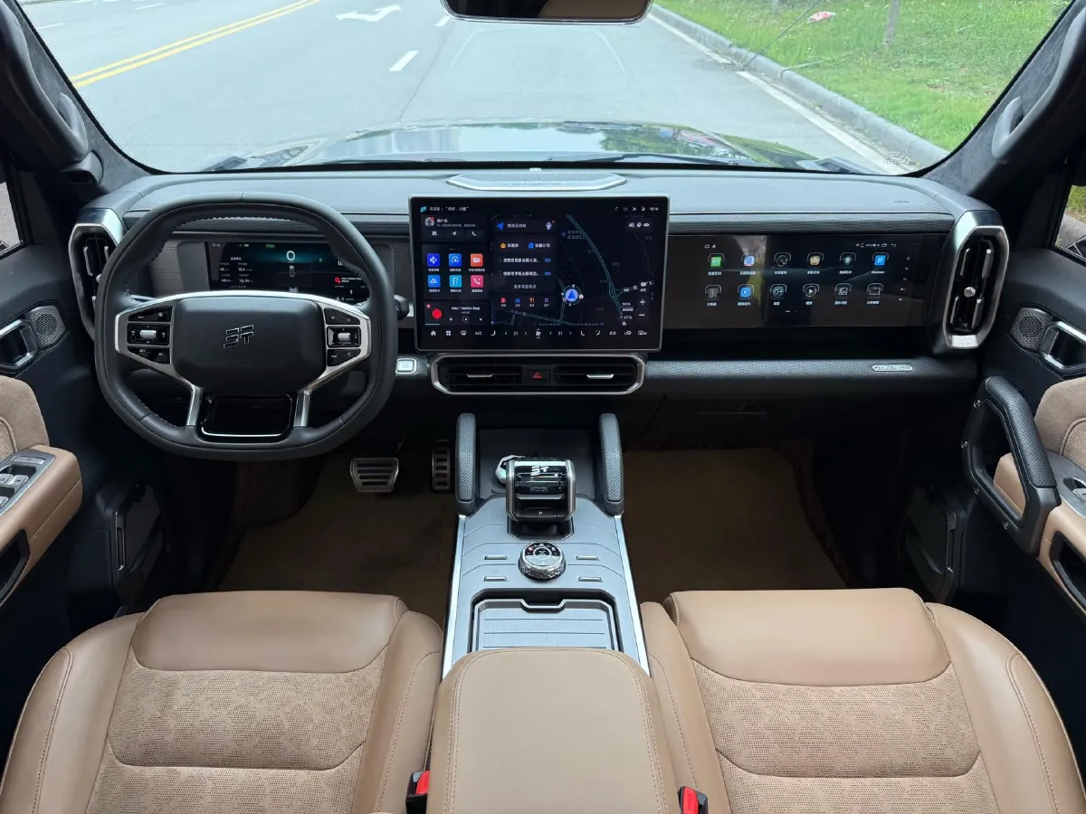 2023 Jetour Traveller 2.0T 254HP L4 7DCT,autocango,china used car exporter,china ev exporter,chinese used car exporter,chinese used ev exporter