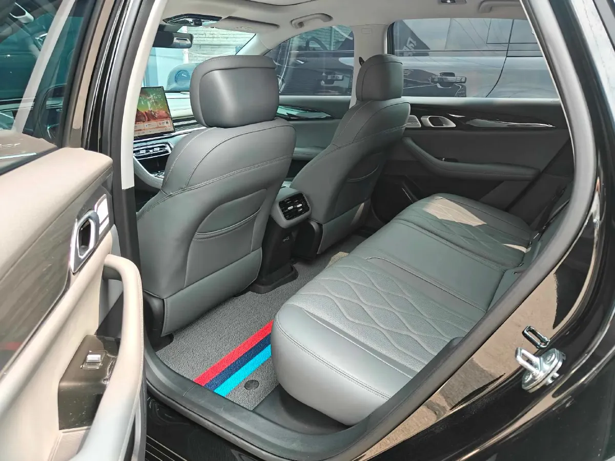 2025 Geely Galaxy A7 1.5L 112HP L4 1DHT PHEV,autocango,china used car exporter,china ev exporter,chinese used car exporter,chinese used ev exporter