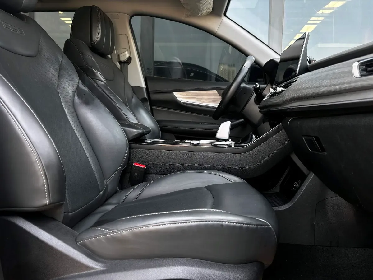 2021 Chery Tiggo 8 2.0T 254HP L4 7DCT,autocango,china used car exporter,china ev exporter,chinese used car exporter,chinese used ev exporter