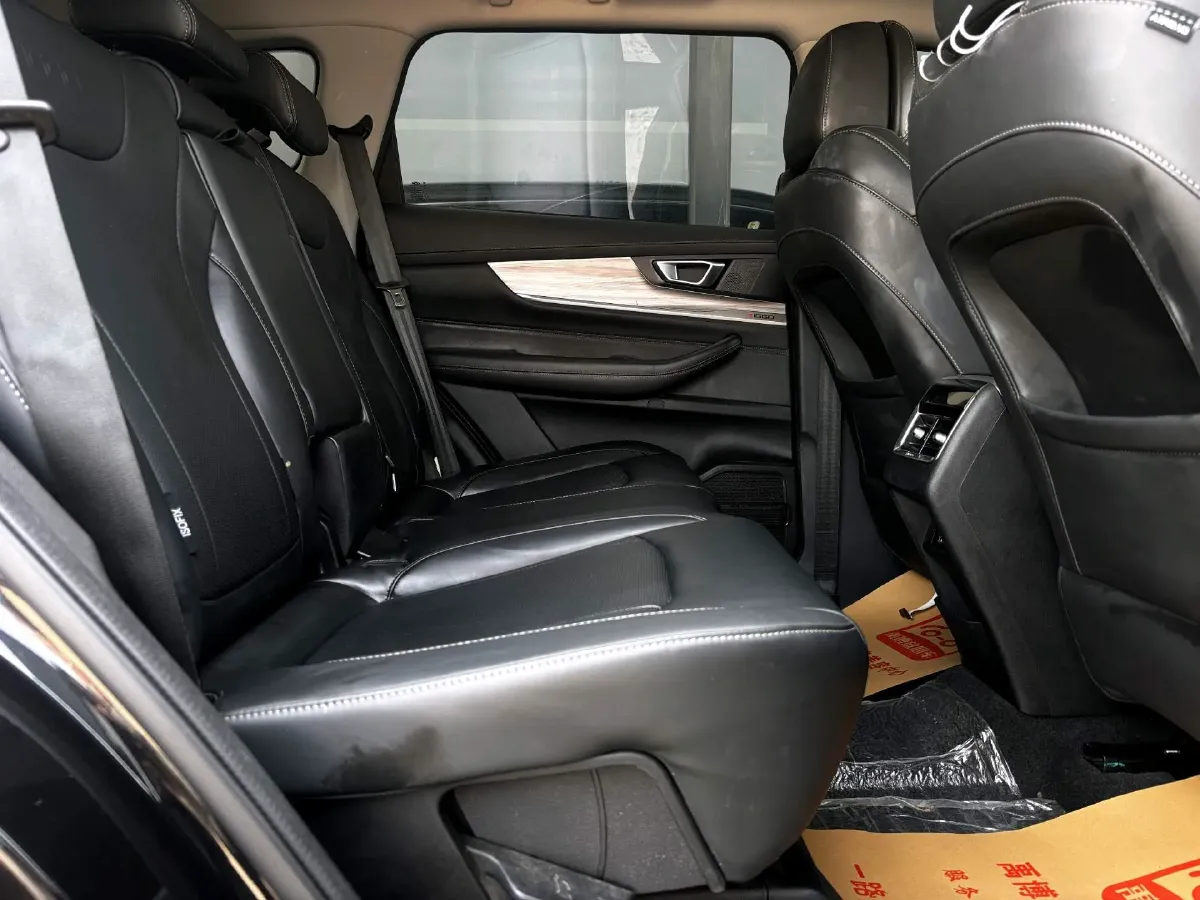 2021 Chery Tiggo 8 2.0T 254HP L4 7DCT,autocango,china used car exporter,china ev exporter,chinese used car exporter,chinese used ev exporter