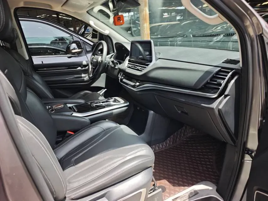 2021 MAXUS G20 2.0T 224HP L4 8AT,autocango,china used car exporter,china ev exporter,chinese used car exporter,chinese used ev exporter