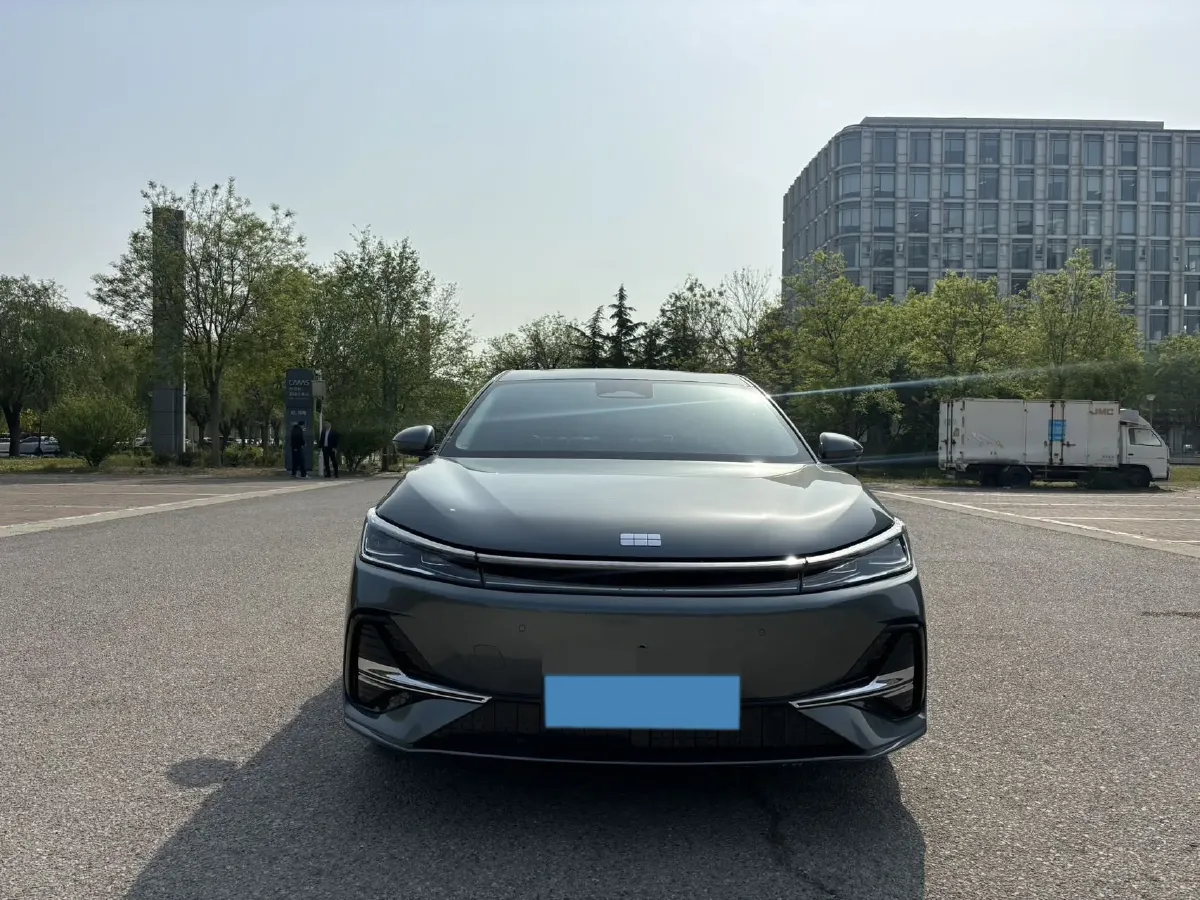 2025 Geely Galaxy A7 1.5L 112HP L4 1DHT PHEV,autocango,china used car exporter,china ev exporter,chinese used car exporter,chinese used ev exporter