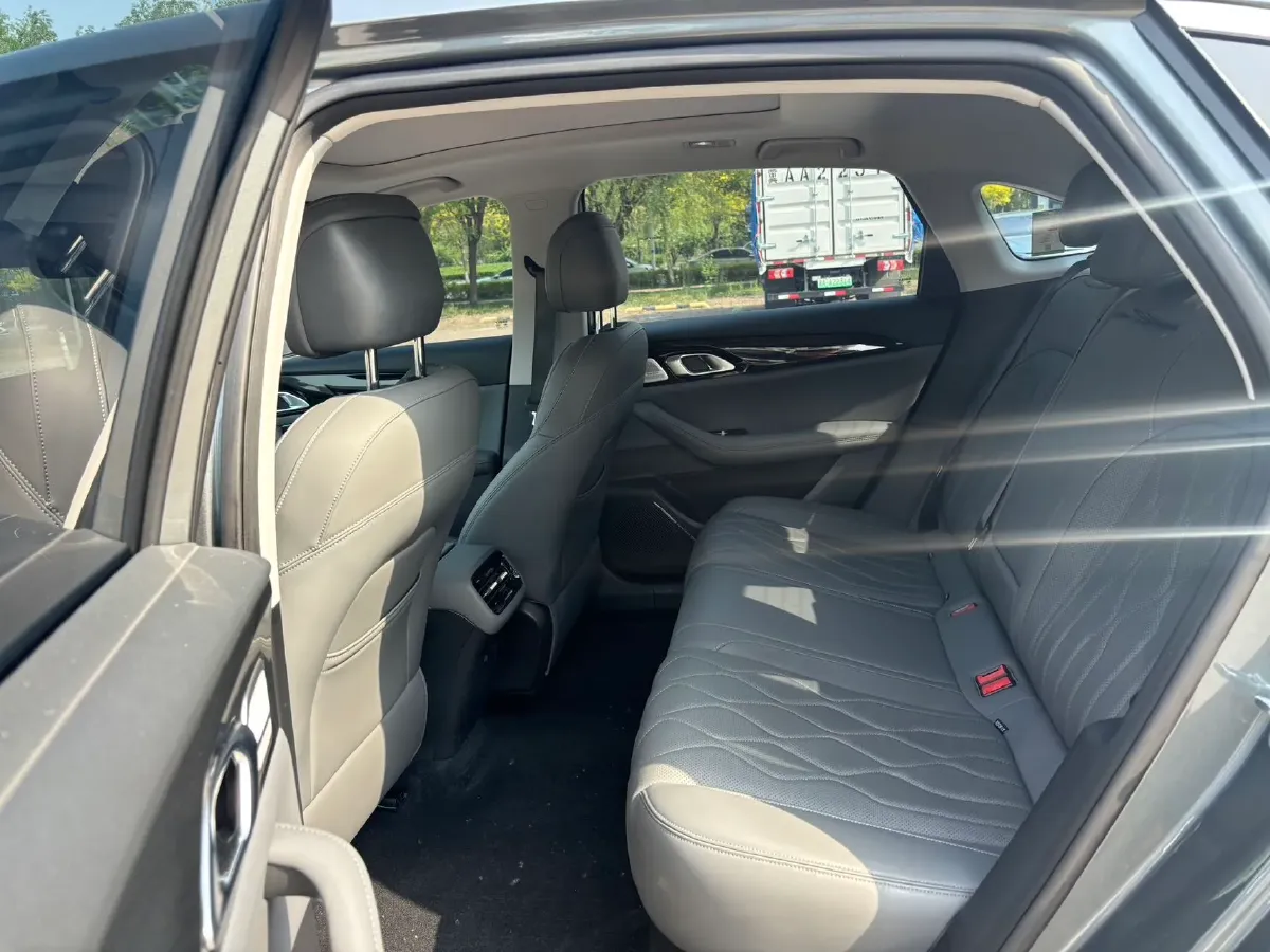 2025 Geely Galaxy A7 1.5L 112HP L4 1DHT PHEV,autocango,china used car exporter,china ev exporter,chinese used car exporter,chinese used ev exporter