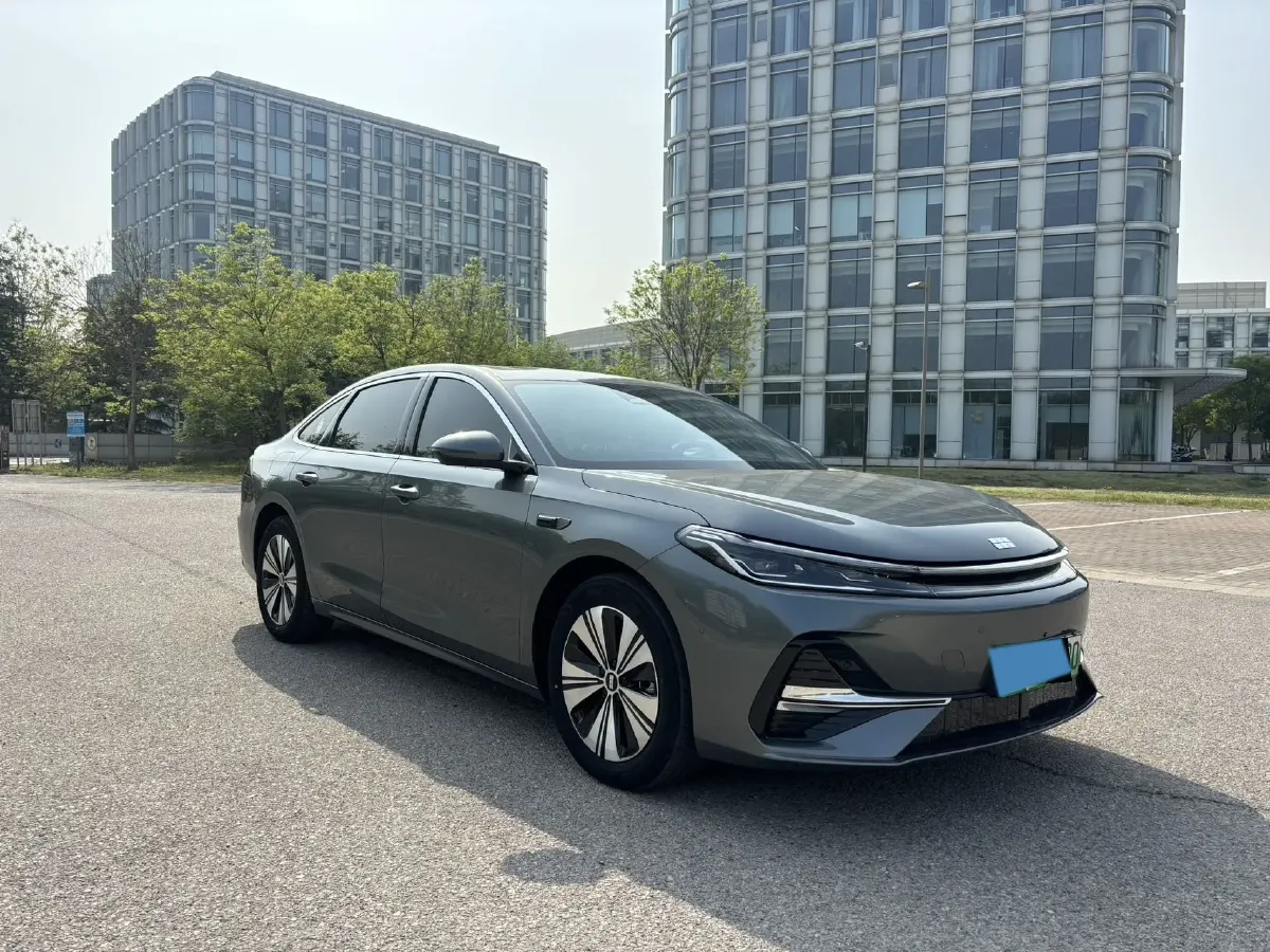 2025 Geely Galaxy A7 1.5L 112HP L4 1DHT PHEV,autocango,china used car exporter,china ev exporter,chinese used car exporter,chinese used ev exporter