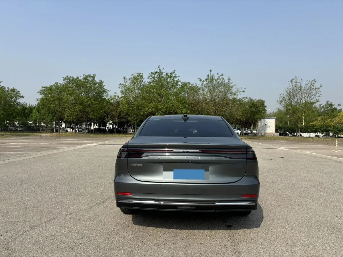 2025 Geely Galaxy A7 1.5L 112HP L4 1DHT PHEV,autocango,china used car exporter,china ev exporter,chinese used car exporter,chinese used ev exporter