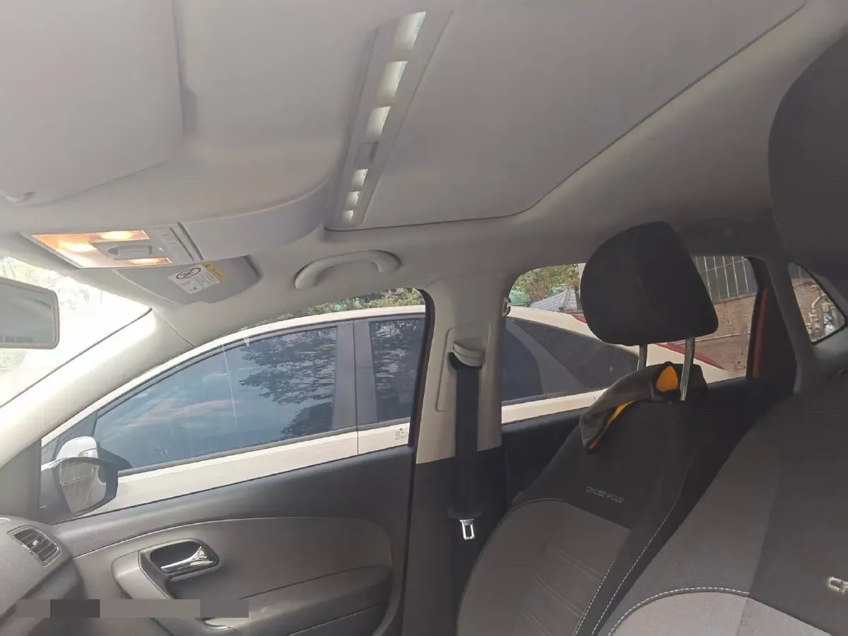 2018 Landwind XiaoYao 1.5T 163HP L4 CVT,autocango,china used car exporter,china ev exporter,chinese used car exporter,chinese used ev exporter