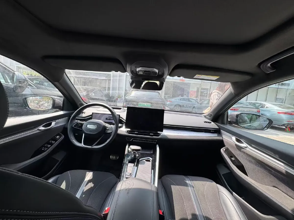 2025 Geely Preface 2.0T 238HP L4 8AT,autocango,china used car exporter,china ev exporter,chinese used car exporter,chinese used ev exporter