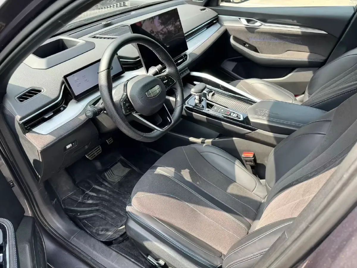 2025 Geely Preface 2.0T 238HP L4 8AT,autocango,china used car exporter,china ev exporter,chinese used car exporter,chinese used ev exporter