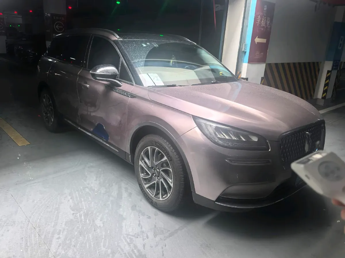2021 Lincoln Corsair 2.0T 245HP L4 8AT,autocango,china used car exporter,china ev exporter,chinese used car exporter,chinese used ev exporter