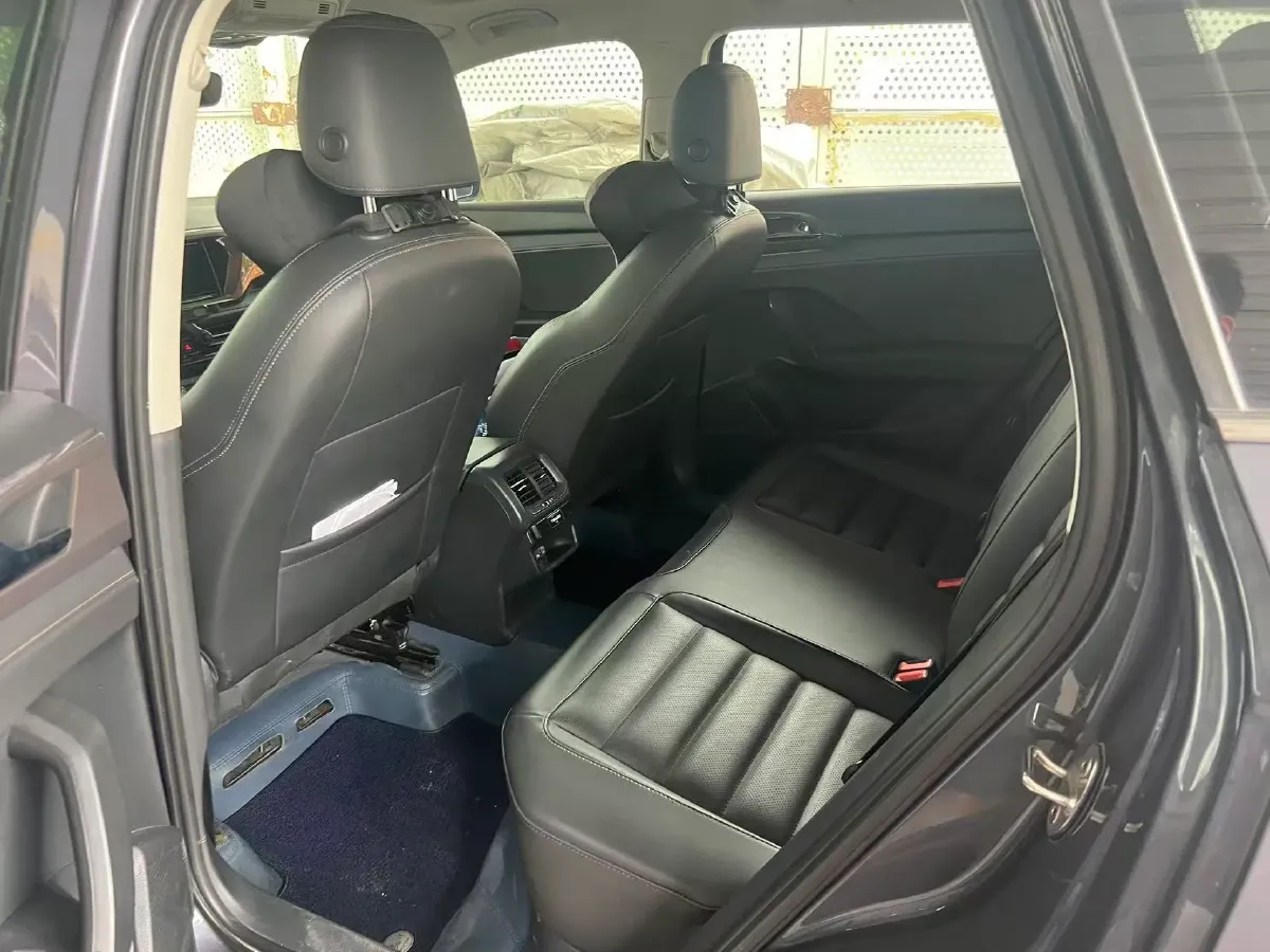 2019 Jeep Compass 1.3T 173HP L4 9AT,autocango,china used car exporter,china ev exporter,chinese used car exporter,chinese used ev exporter