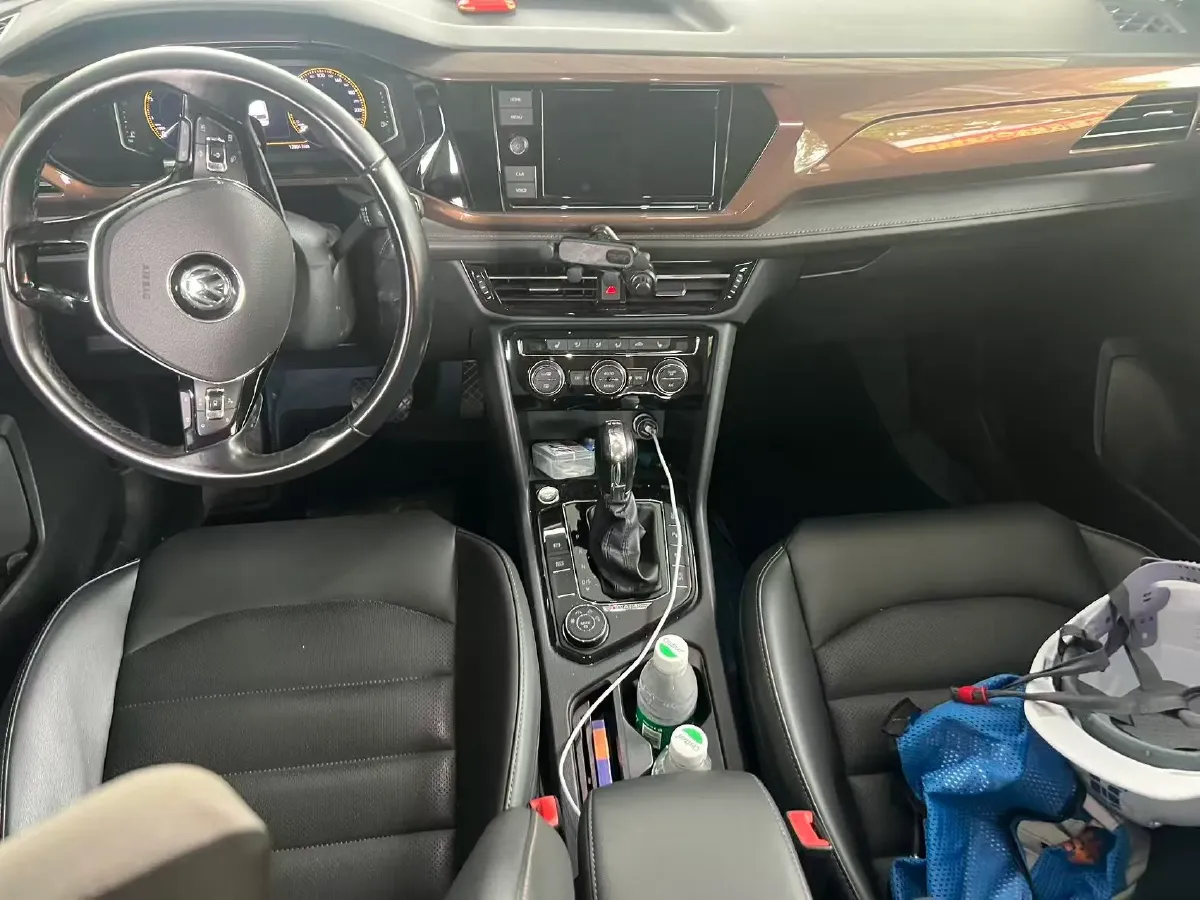 2019 Jeep Compass 1.3T 173HP L4 9AT,autocango,china used car exporter,china ev exporter,chinese used car exporter,chinese used ev exporter