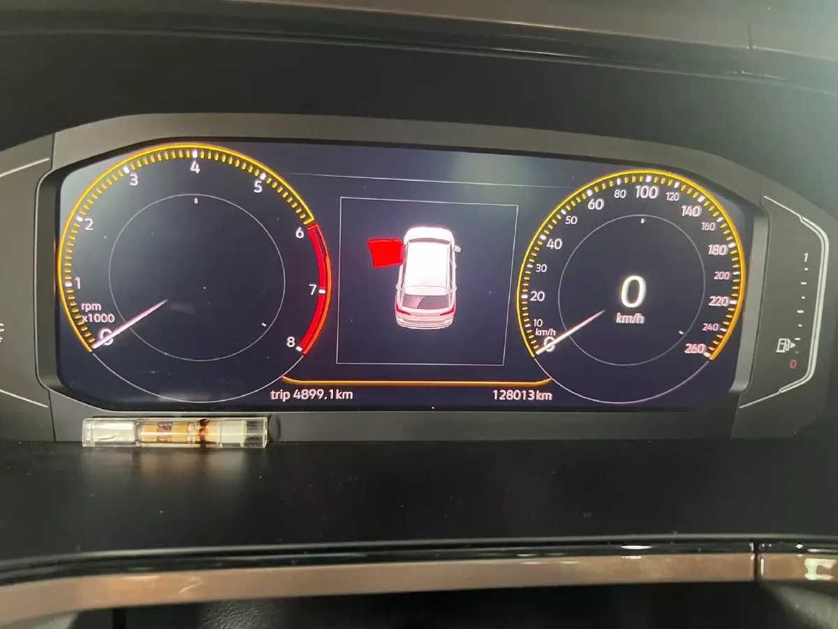 2019 Jeep Compass 1.3T 173HP L4 9AT,autocango,china used car exporter,china ev exporter,chinese used car exporter,chinese used ev exporter