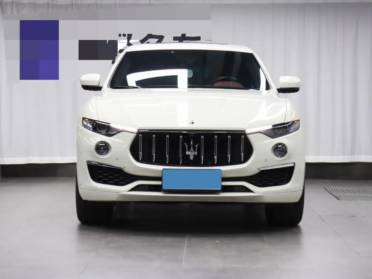 2022 Maserati Levante 2.0T 330HP L4 8AT,autocango,china used car exporter,china ev exporter,chinese used car exporter,chinese used ev exporter