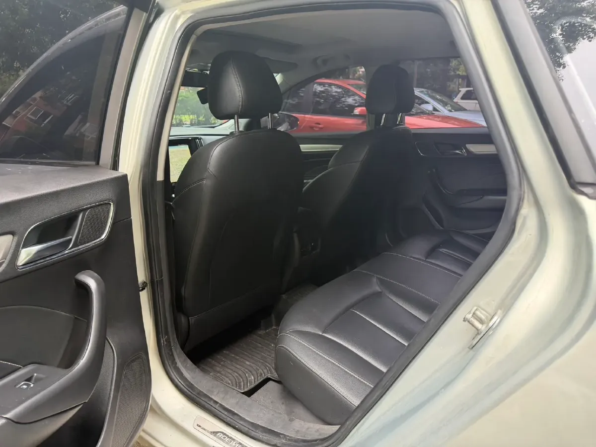 2017 Roewe i6 1.0T 125HP L3 2AT PHEV,autocango,china used car exporter,china ev exporter,chinese used car exporter,chinese used ev exporter