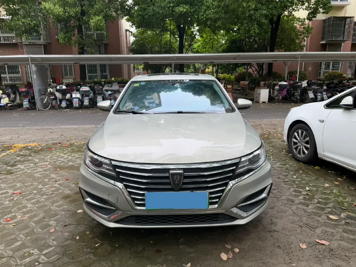 2017 Roewe i6 1.0T 125HP L3 2AT PHEV,autocango,china used car exporter,china ev exporter,chinese used car exporter,chinese used ev exporter