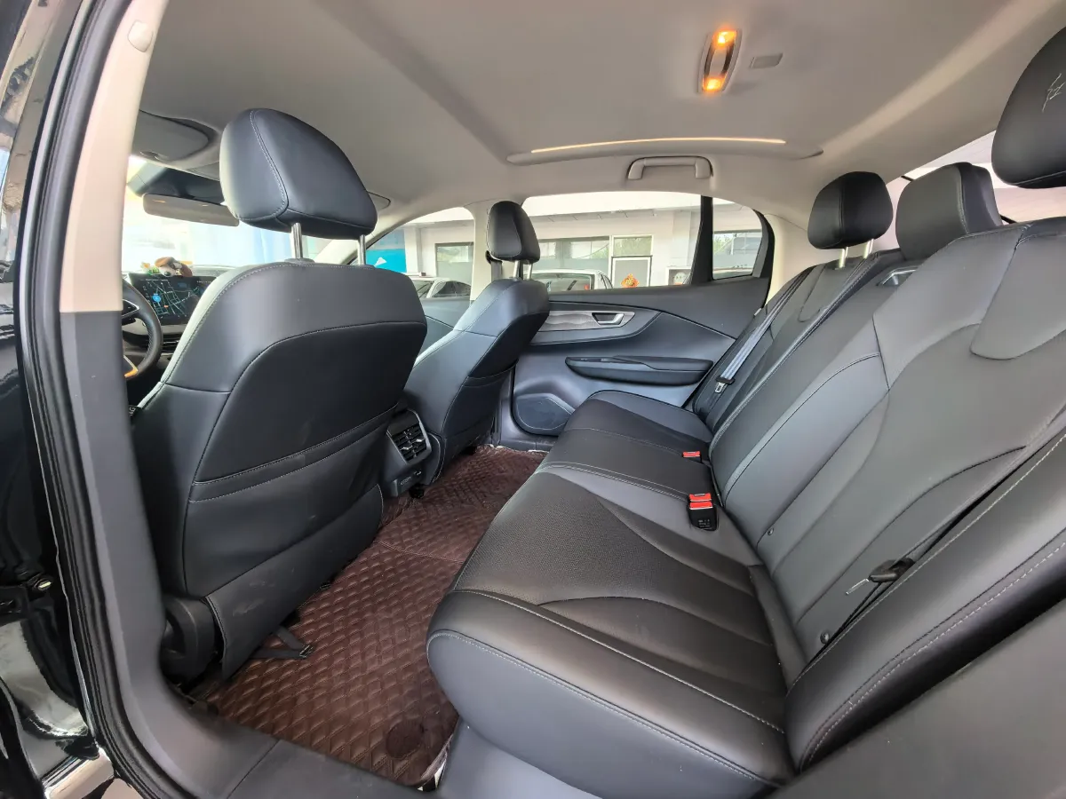 2022 HongQi E-QM5 BEV 54KWH,autocango,china used car exporter,china ev exporter,chinese used car exporter,chinese used ev exporter