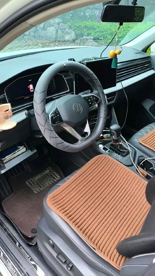 2023 Volkswagen Tiguan L 1.5T 160HP L4 7DCT,autocango,china used car exporter,china ev exporter,chinese used car exporter,chinese used ev exporter