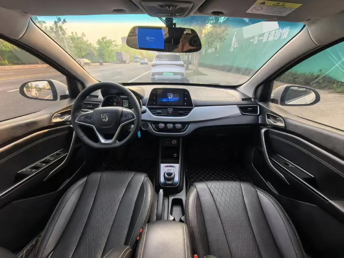 2019 BaoJun 510 1.5L 112HP L4 6MT,autocango,china used car exporter,china ev exporter,chinese used car exporter,chinese used ev exporter