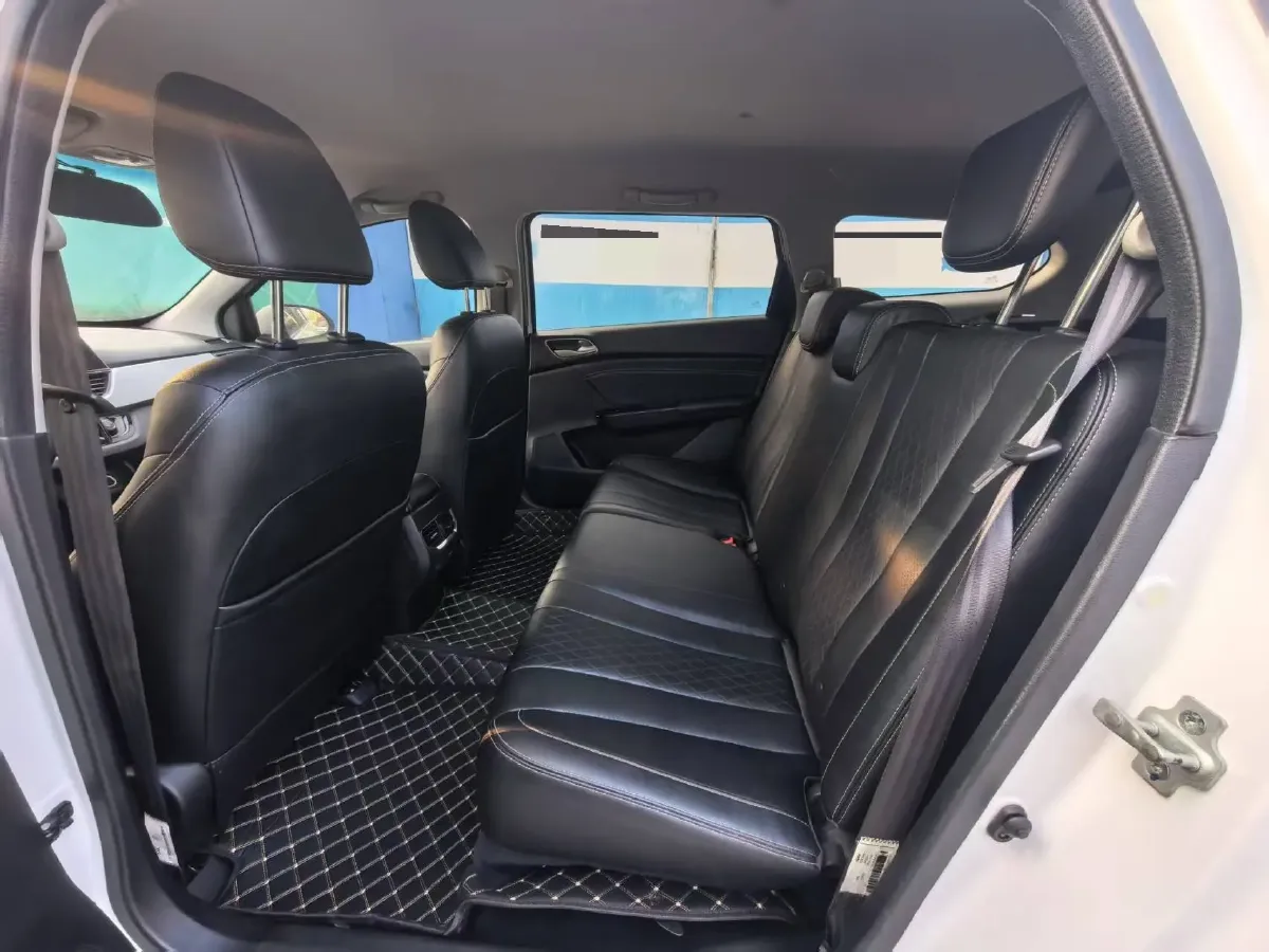 2019 BaoJun 510 1.5L 112HP L4 6MT,autocango,china used car exporter,china ev exporter,chinese used car exporter,chinese used ev exporter