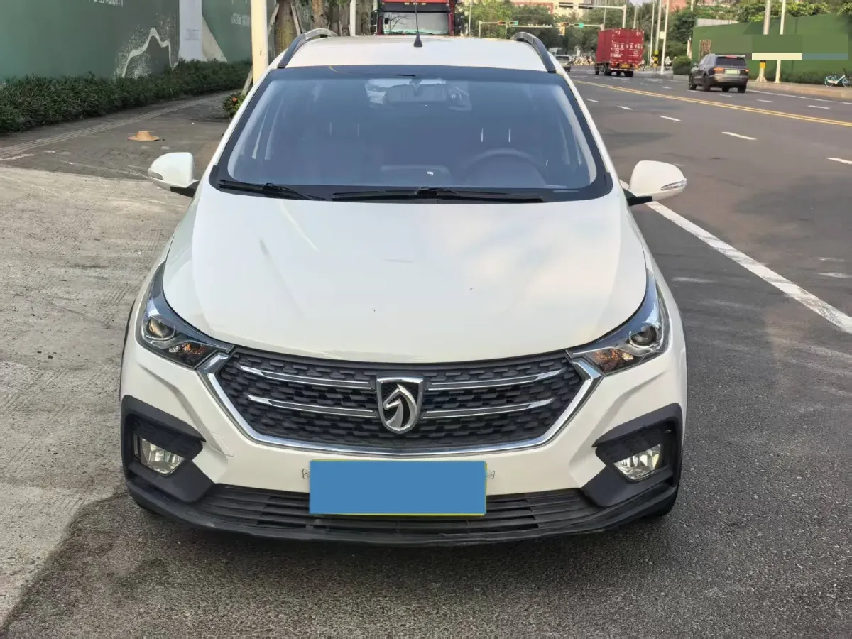 2019 BaoJun 510 1.5L 112HP L4 6MT,autocango,china used car exporter,china ev exporter,chinese used car exporter,chinese used ev exporter