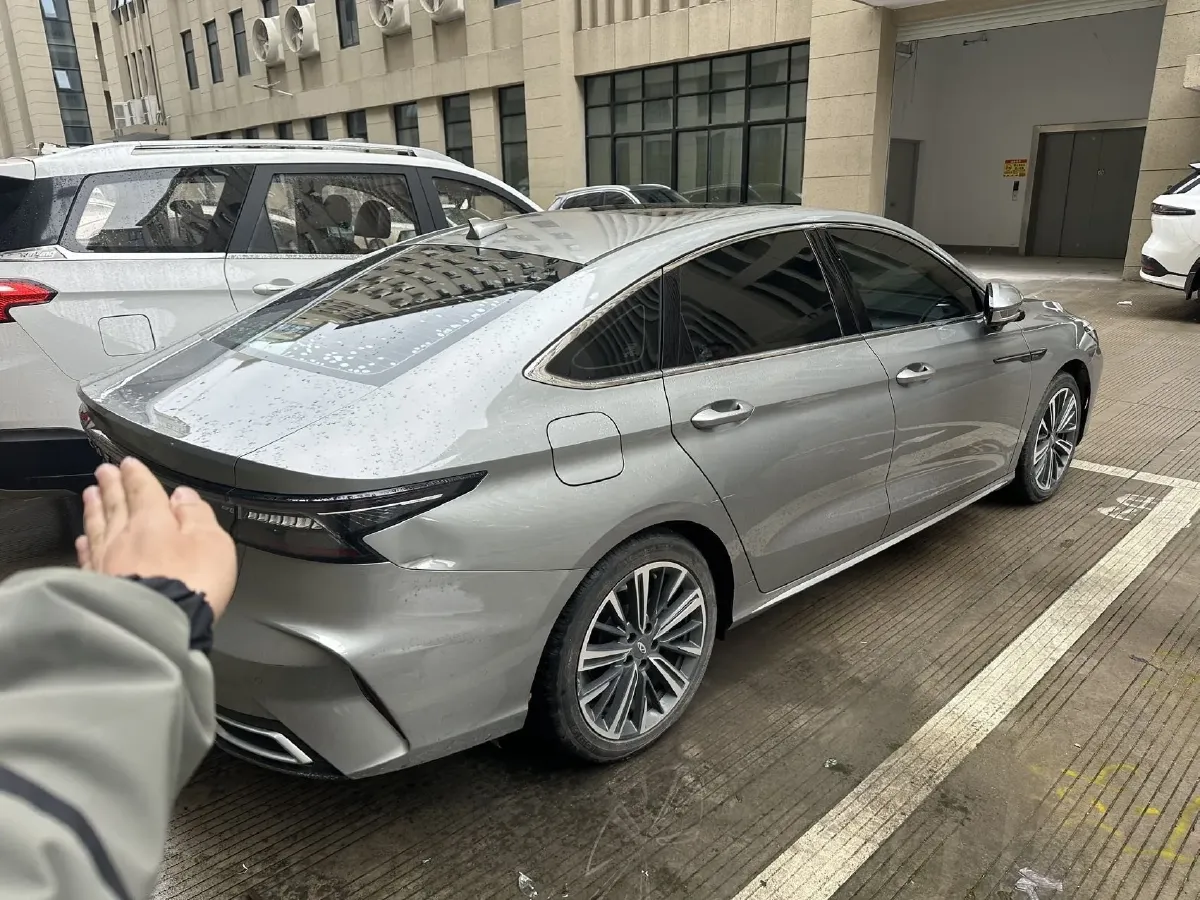 2022 Chery Arrizo 8 1.6T 197HP L4 7DCT,autocango,china used car exporter,china ev exporter,chinese used car exporter,chinese used ev exporter