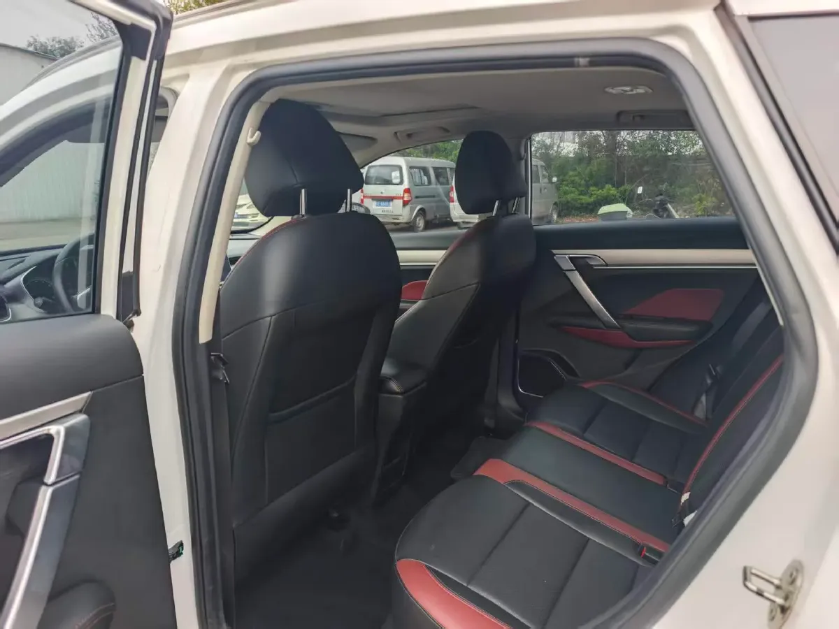 2021 Geely Coolray 1.4T 141HP L4 6DCT,autocango,china used car exporter,china ev exporter,chinese used car exporter,chinese used ev exporter