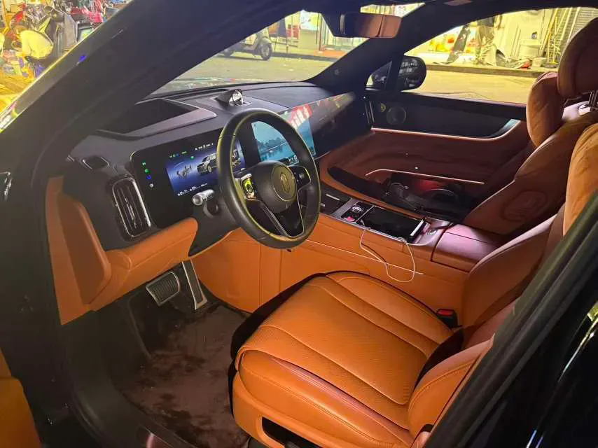 2024 AITO AITO M9 1.5T 152HP L4 REEV 42KWH,autocango,china used car exporter,china ev exporter,chinese used car exporter,chinese used ev exporter