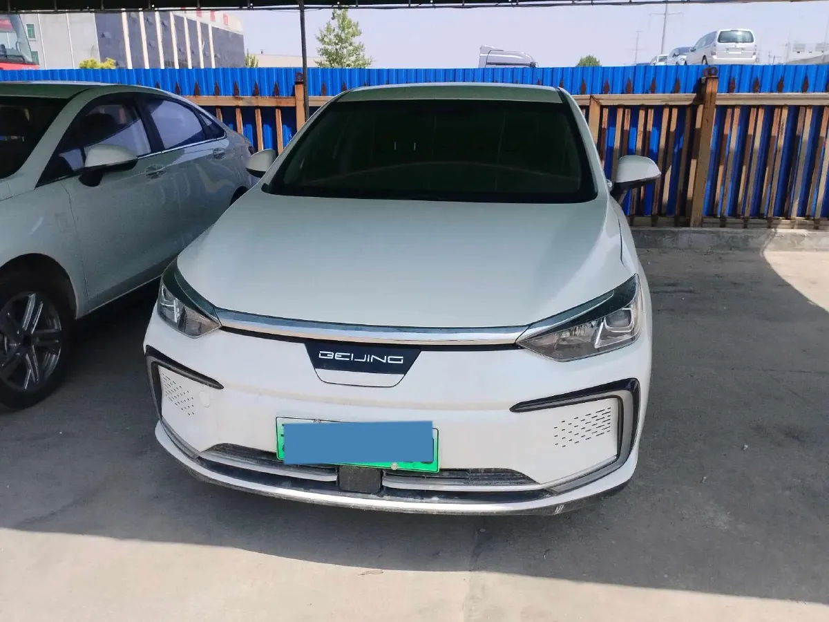 2022 ChangAn UNI-T 1.5T 188HP L4 7DCT,autocango,china used car exporter,china ev exporter,chinese used car exporter,chinese used ev exporter