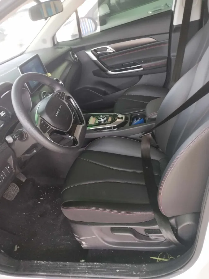 2022 ChangAn UNI-T 1.5T 188HP L4 7DCT,autocango,china used car exporter,china ev exporter,chinese used car exporter,chinese used ev exporter