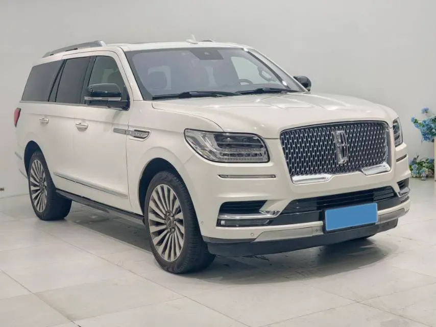 2020 Lincoln Navigator 3.5T 388HP V6 10AT,autocango,china used car exporter,china ev exporter,chinese used car exporter,chinese used ev exporter