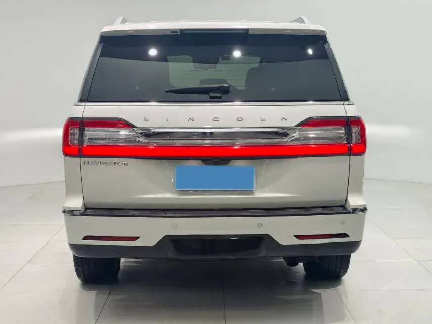 2020 Lincoln Navigator 3.5T 388HP V6 10AT,autocango,china used car exporter,china ev exporter,chinese used car exporter,chinese used ev exporter