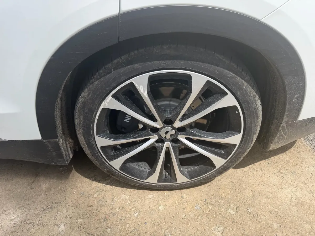 2024 Porsche Macan All-Electric BEV 100KWH,autocango,china used car exporter,china ev exporter,chinese used car exporter,chinese used ev exporter