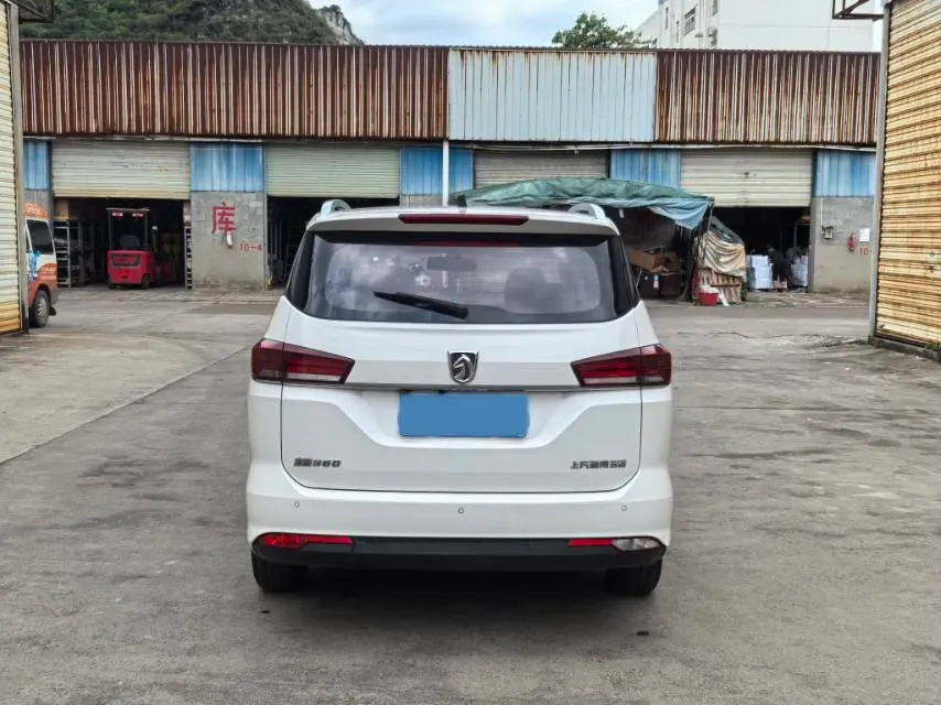 2018 BaoJun 530 1.5T 150HP L4 6MT,autocango,china used car exporter,china ev exporter,chinese used car exporter,chinese used ev exporter