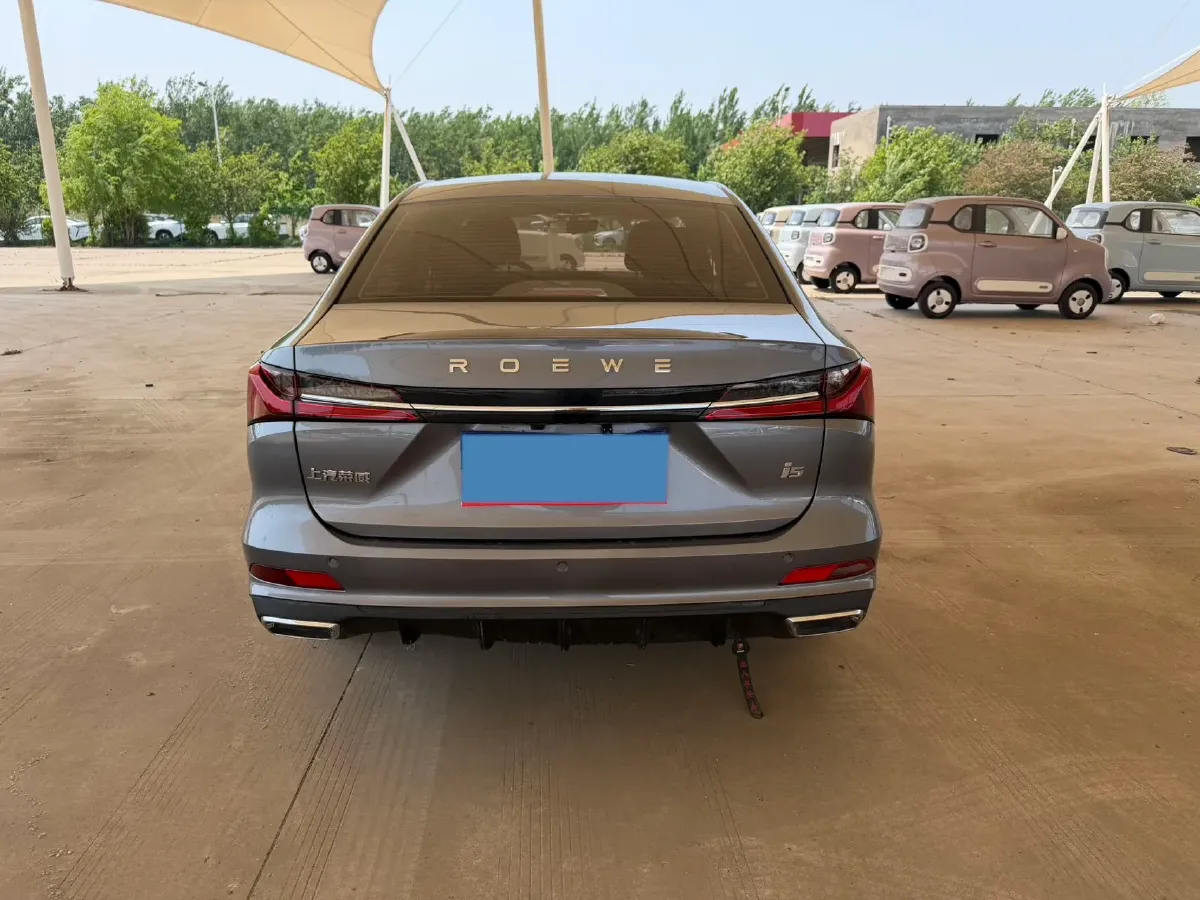 2024 Roewe i5 1.5L 129HP L4 CVT,autocango,china used car exporter,china ev exporter,chinese used car exporter,chinese used ev exporter