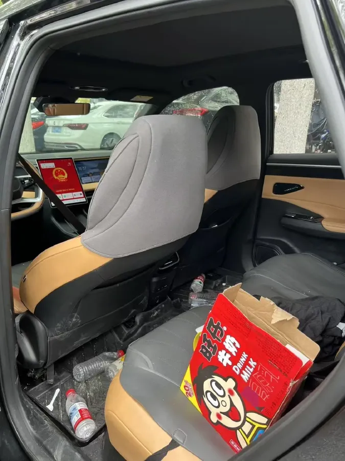 2024 Geely Galaxy L7 1.5T 163HP L4 3DHT PHEV 18.7KWH,autocango,china used car exporter,china ev exporter,chinese used car exporter,chinese used ev exporter