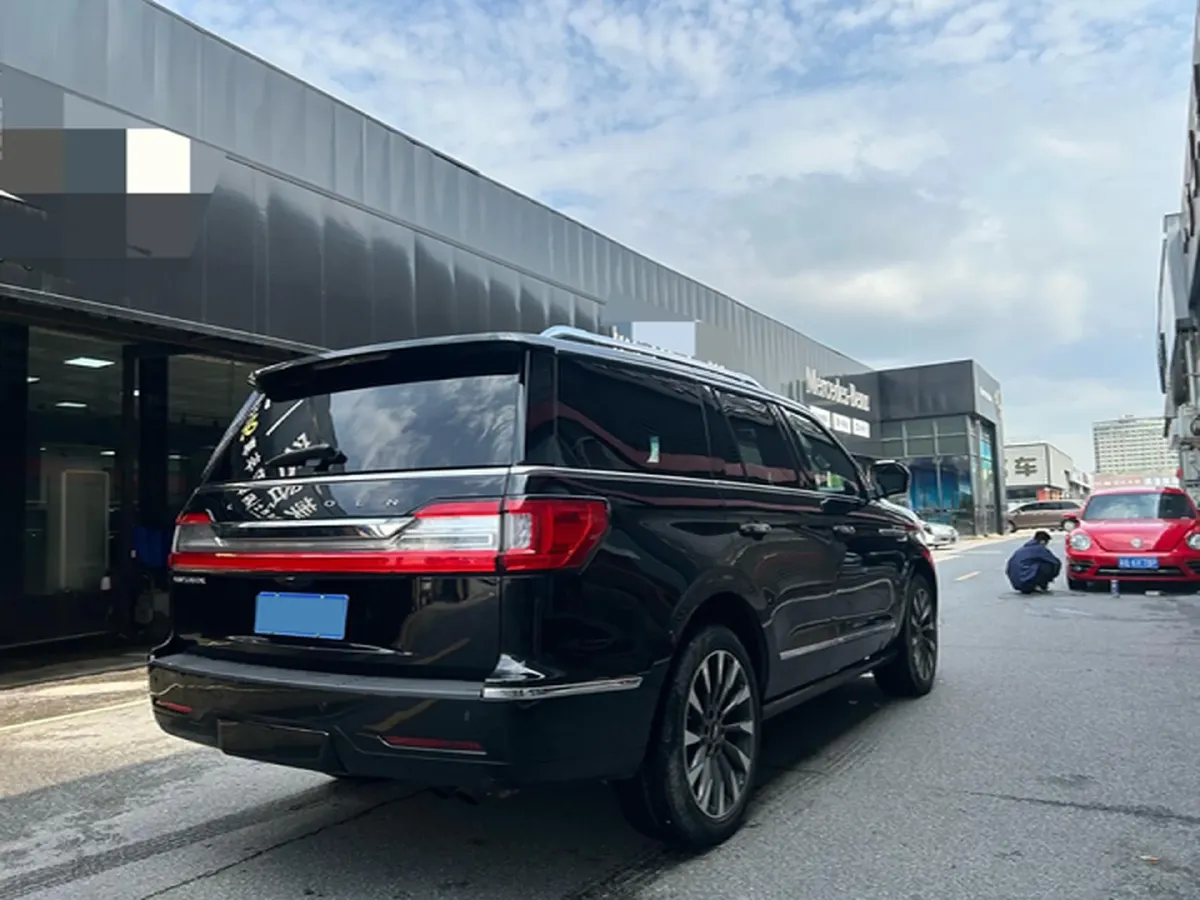 2018 Lincoln Navigator 3.5T 415HP V6 10AT,autocango,china used car exporter,china ev exporter,chinese used car exporter,chinese used ev exporter