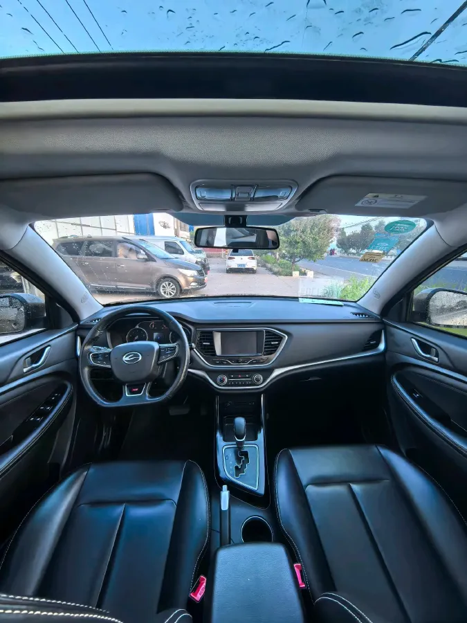 2017 Landwind X2 1.6L 125HP L4 4AT,autocango,china used car exporter,china ev exporter,chinese used car exporter,chinese used ev exporter