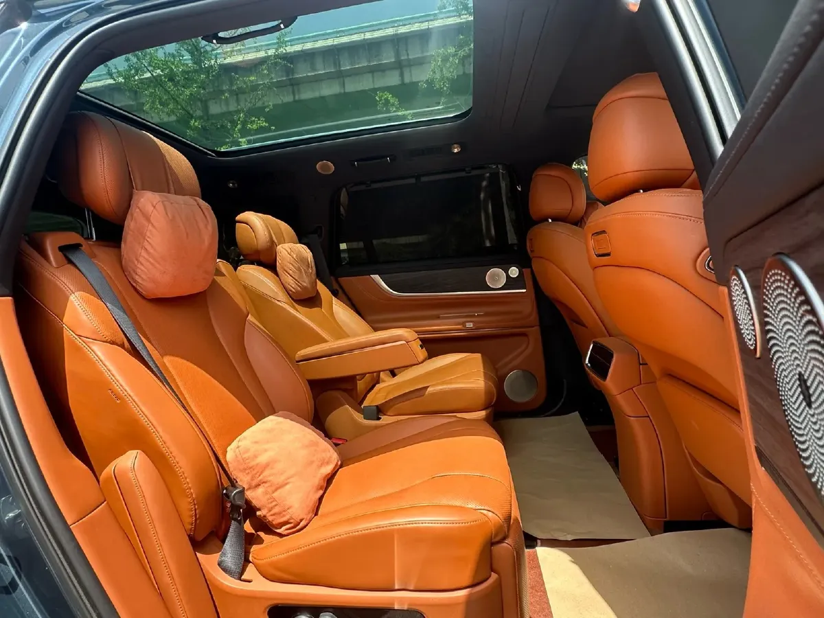 2024 AITO AITO M9 1.5T 152HP L4 REEV 42KWH,autocango,china used car exporter,china ev exporter,chinese used car exporter,chinese used ev exporter