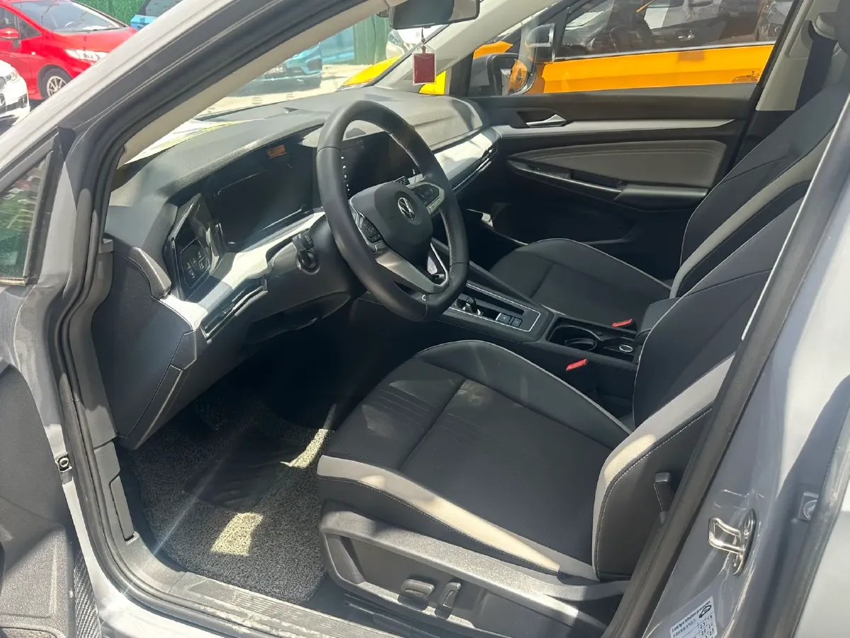 2021 Volkswagen Golf 1.2T 116HP L4 7DCT,autocango,china used car exporter,china ev exporter,chinese used car exporter,chinese used ev exporter