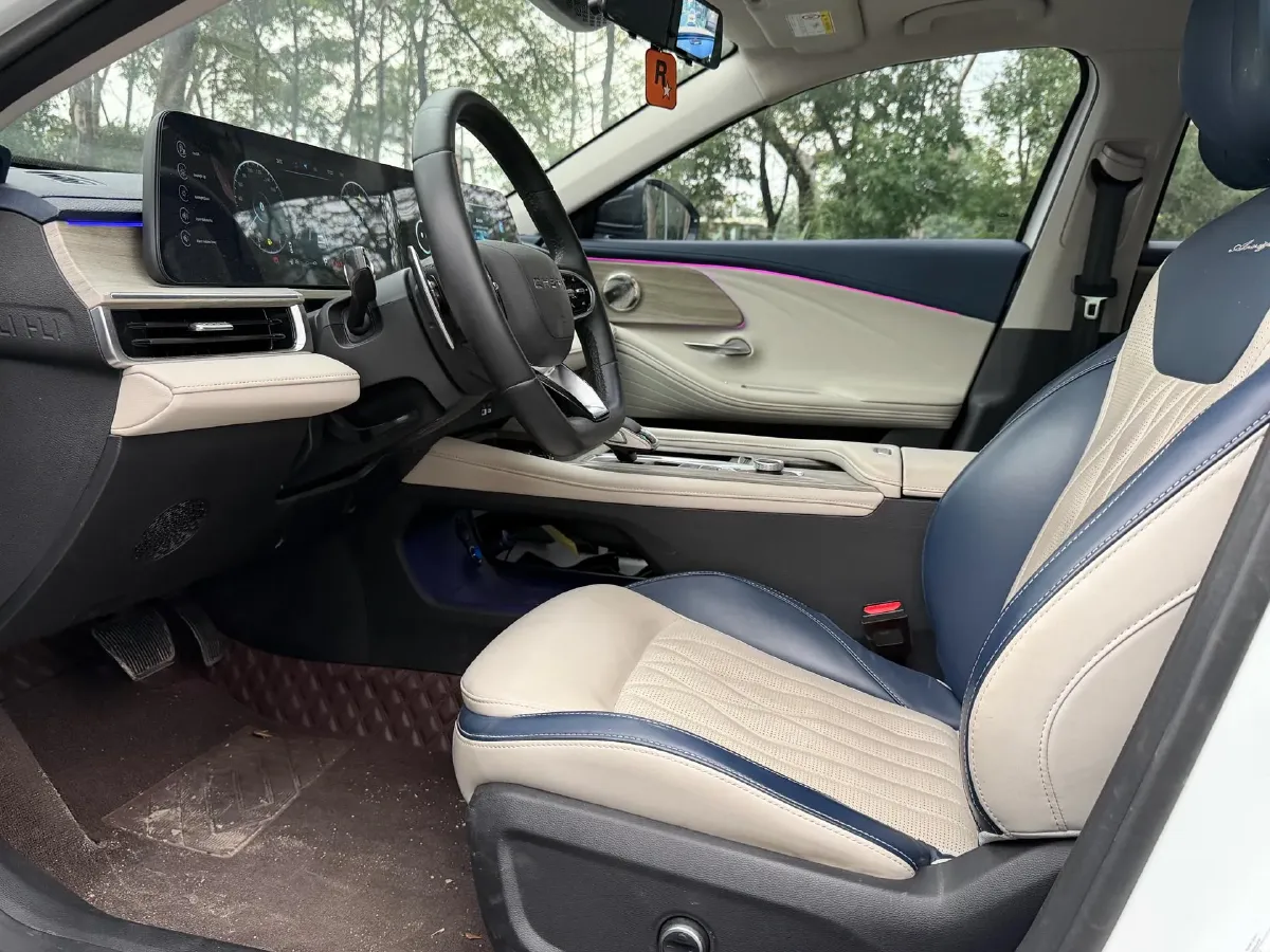 2022 Chery Arrizo 8 1.6T 197HP L4 7DCT,autocango,china used car exporter,china ev exporter,chinese used car exporter,chinese used ev exporter