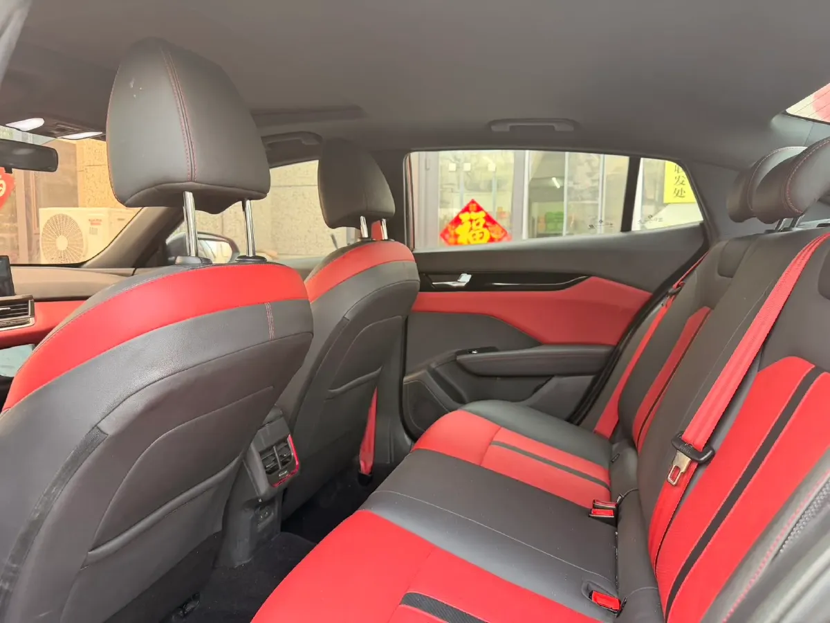 2021 DongFeng Aeolus YiXuan 1.5T 150HP L4 6DCT,autocango,china used car exporter,china ev exporter,chinese used car exporter,chinese used ev exporter